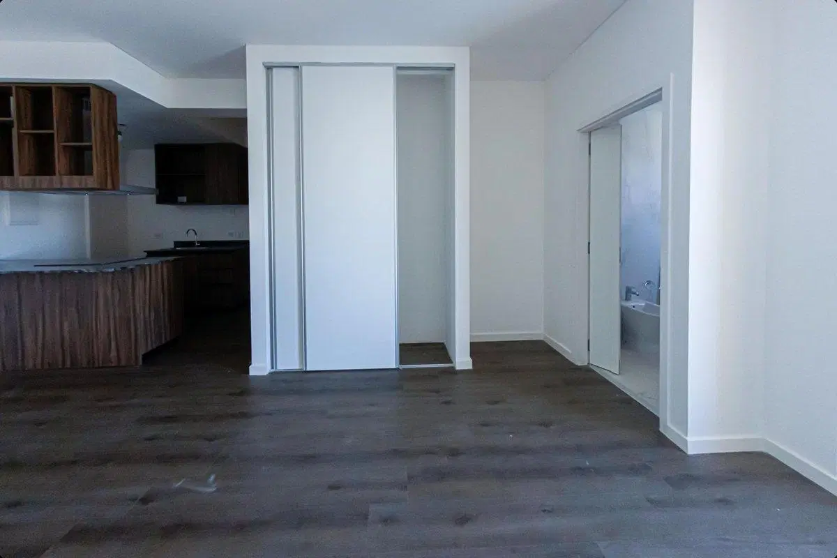 VENTA MONOAMBIENTE ESTRENAR COLEGIALES CON PILETA 3