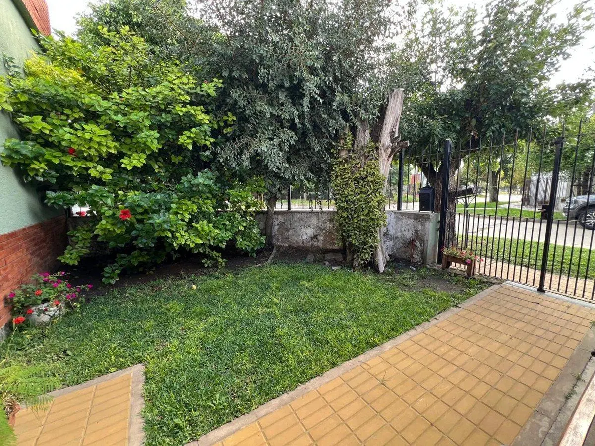casa venta quilmes oeste jardin parrilla terraza. 3