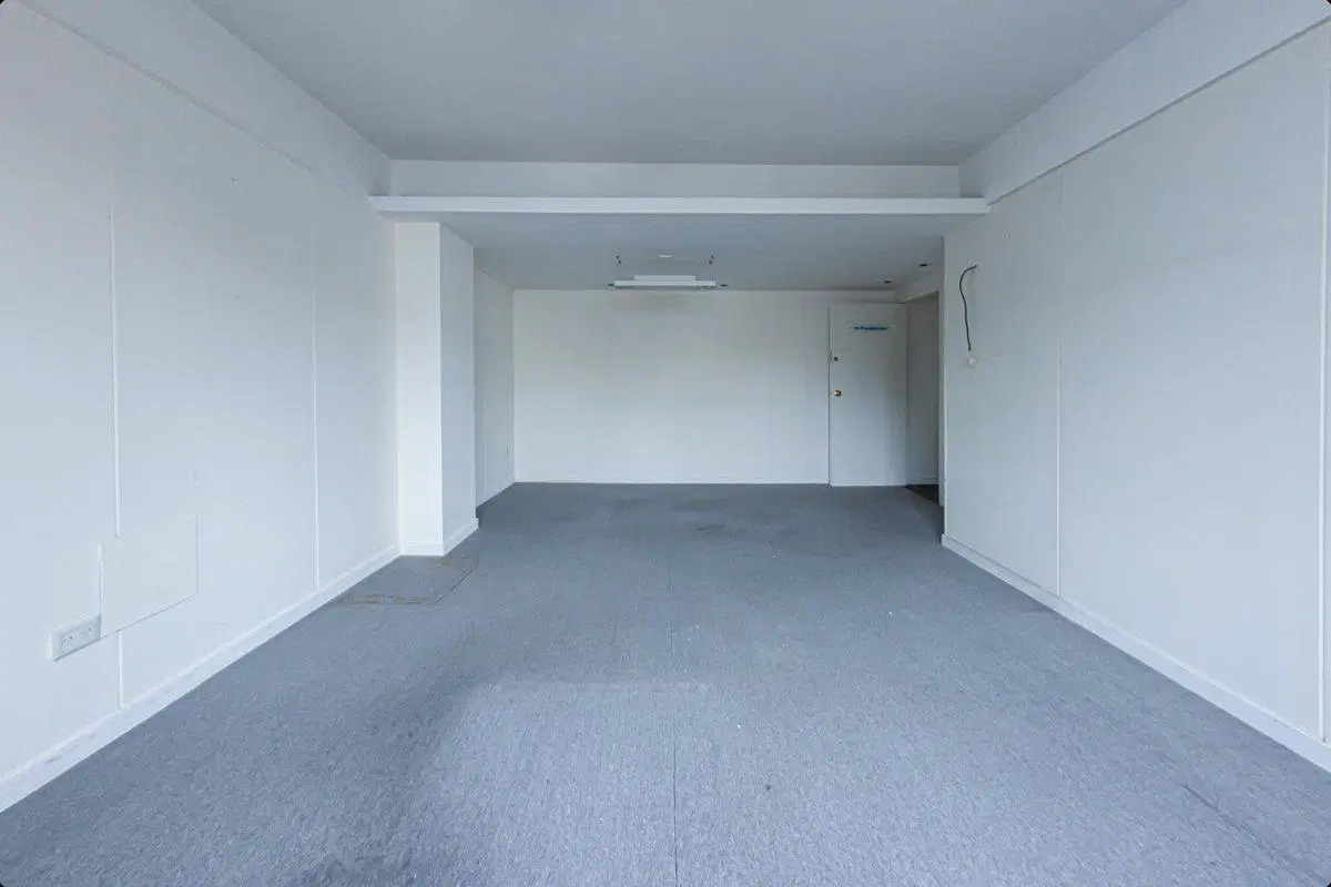 VENTA OFICINA EN CENTRO CABA MONSERRAT 5