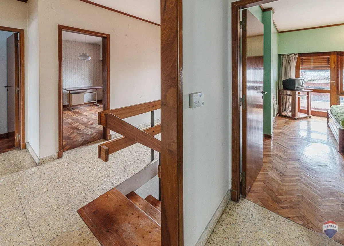 VENTA CASA 5 AMBIENTES CASTELAR TERRAZA JARDIN 5