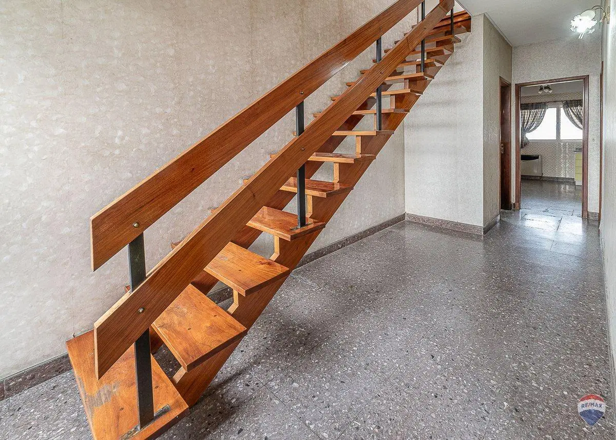 VENTA CASA 5 AMBIENTES CASTELAR TERRAZA JARDIN 3