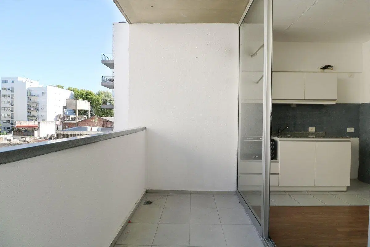VENTA MONOAMBIENTE CON BALCON VILLA CRESPO 4