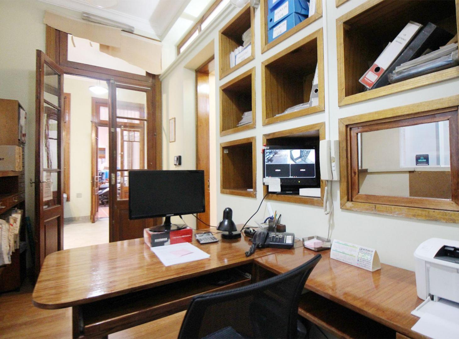 Venta CASA 6 AMBIENTES con Gran terraza Paternal