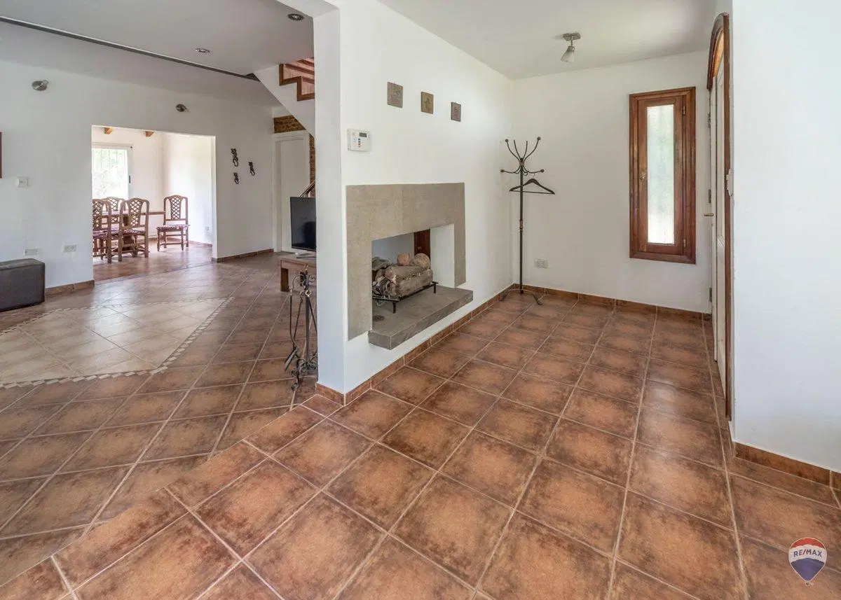 CASA EN VENTA SOBRE LOTE 5362 M - LA LONJA - PILAR 5
