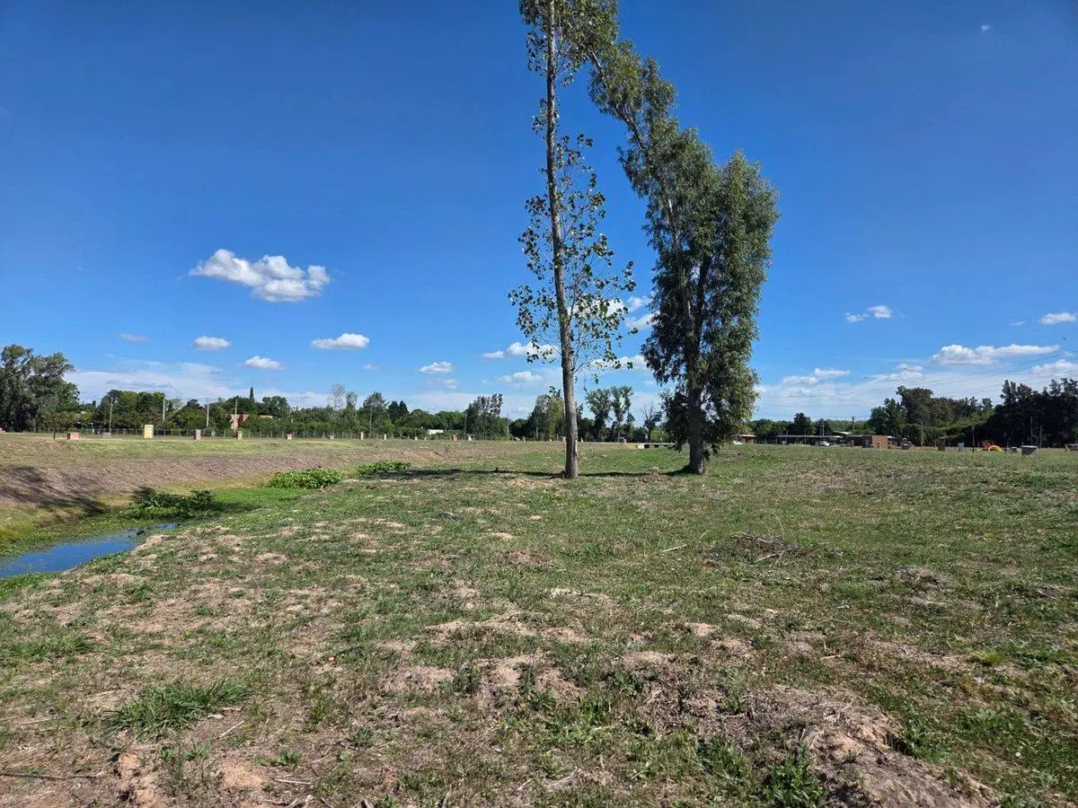 Venta excelente Lote en el Barrio La Estela, Pilar 5