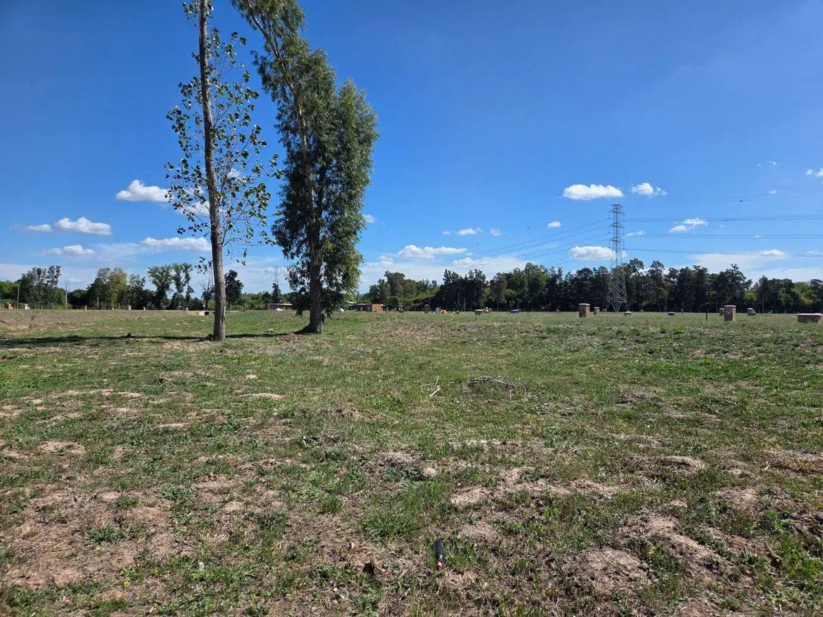 Venta excelente Lote en el Barrio La Estela, Pilar 3