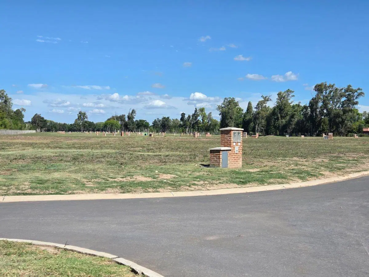 Venta Lote Barrio la Estela, Pilar 4