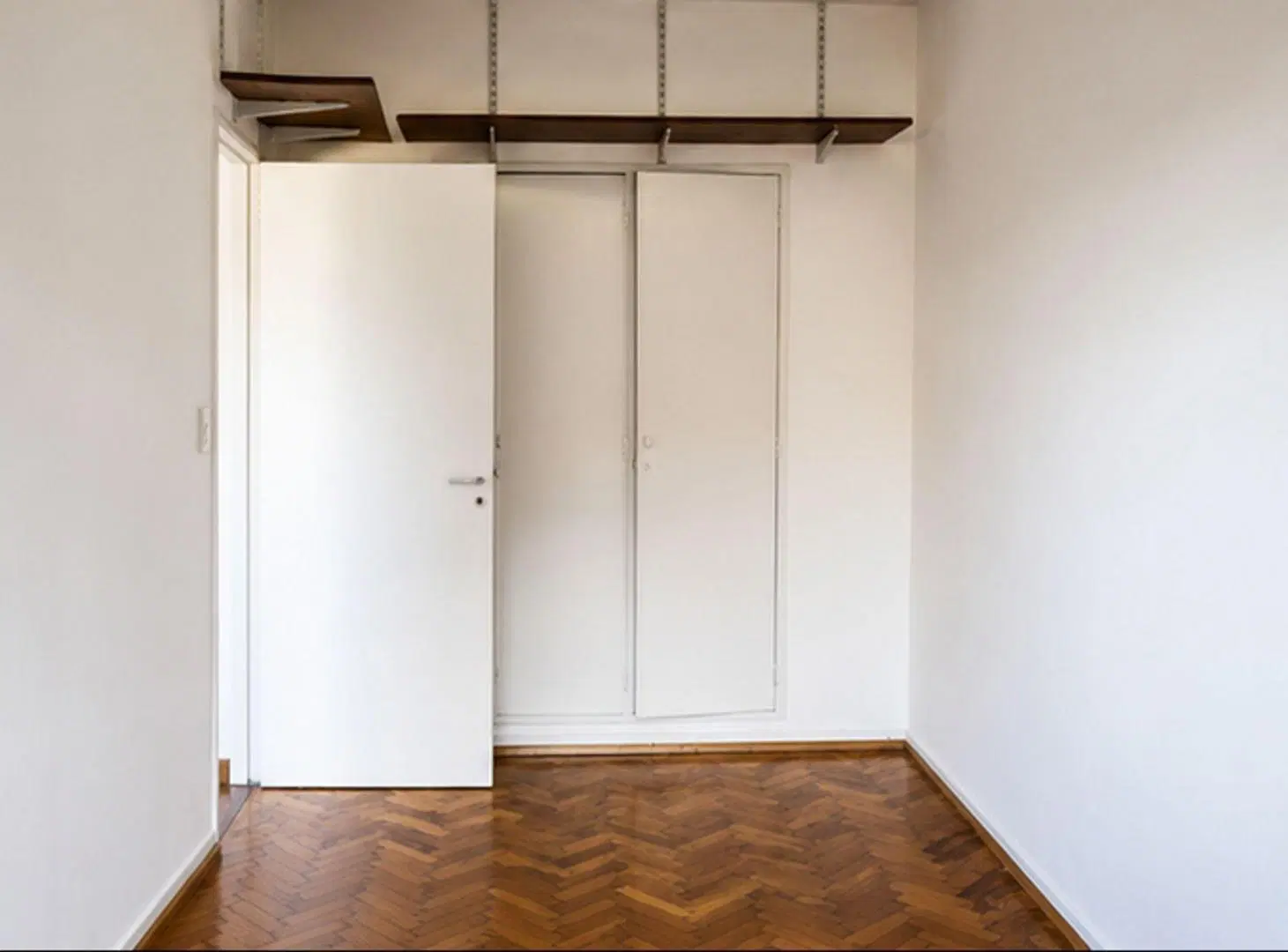 DEPARTAMENTO DE 3 AMBIENTES CON BALCON 2