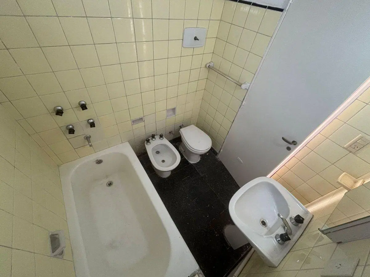 Departamento 2 ambientes en venta Balvanera balcón 4