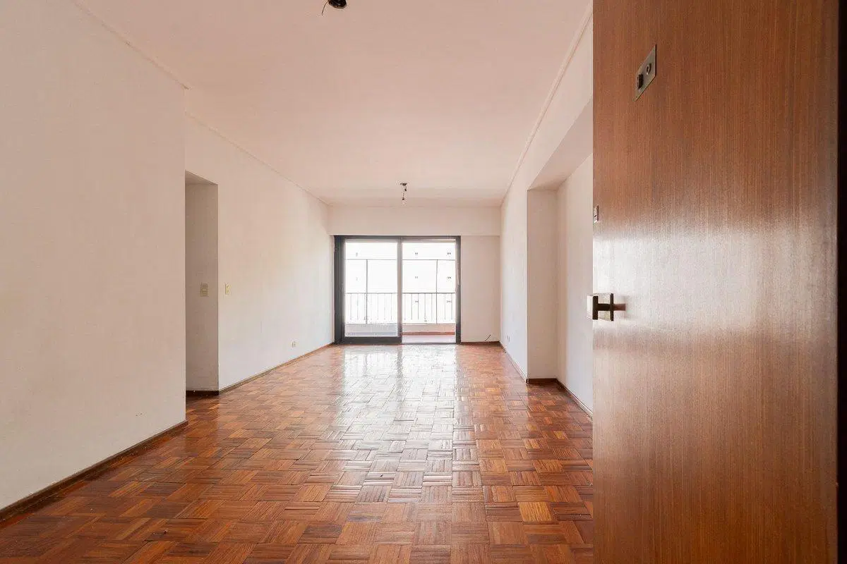 VENTA Departamento 3 dormitorios, balcón, luminoso 2