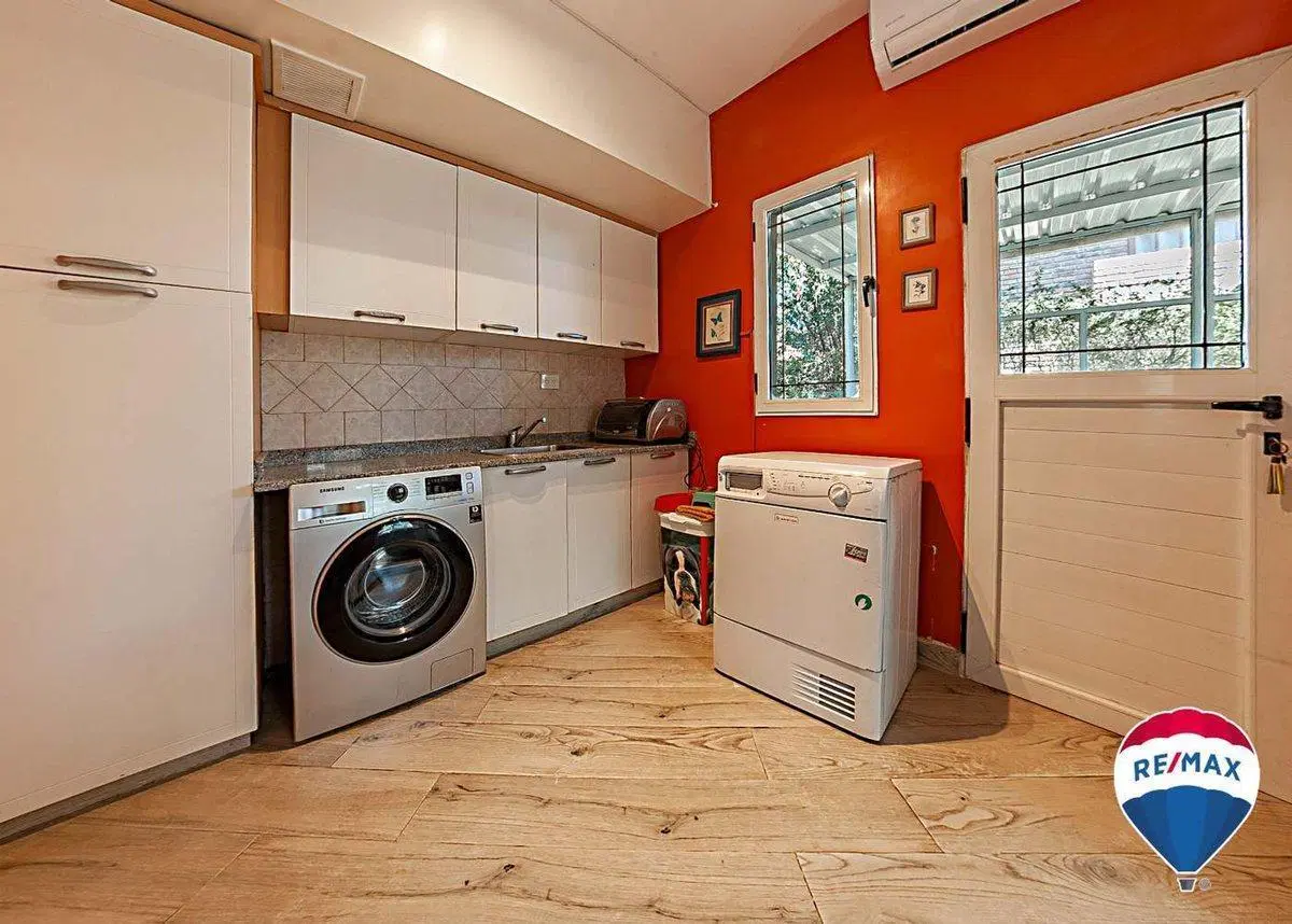 CASA 4 AMB EN VENTA EN GENERAL RODRIGUEZ PILETA 2