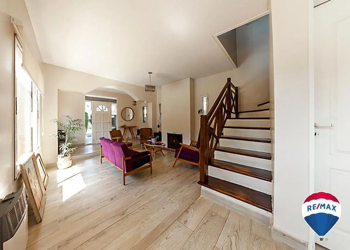 CASA 4 AMB EN VENTA EN GENERAL RODRIGUEZ PILETA 3