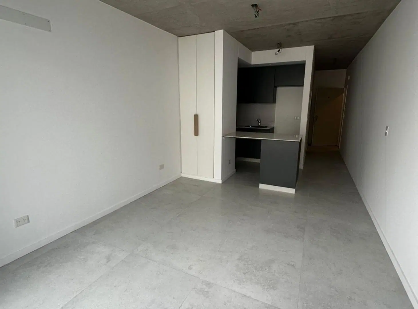 Alquiler monoambiente a estrenar en Monserrat 4