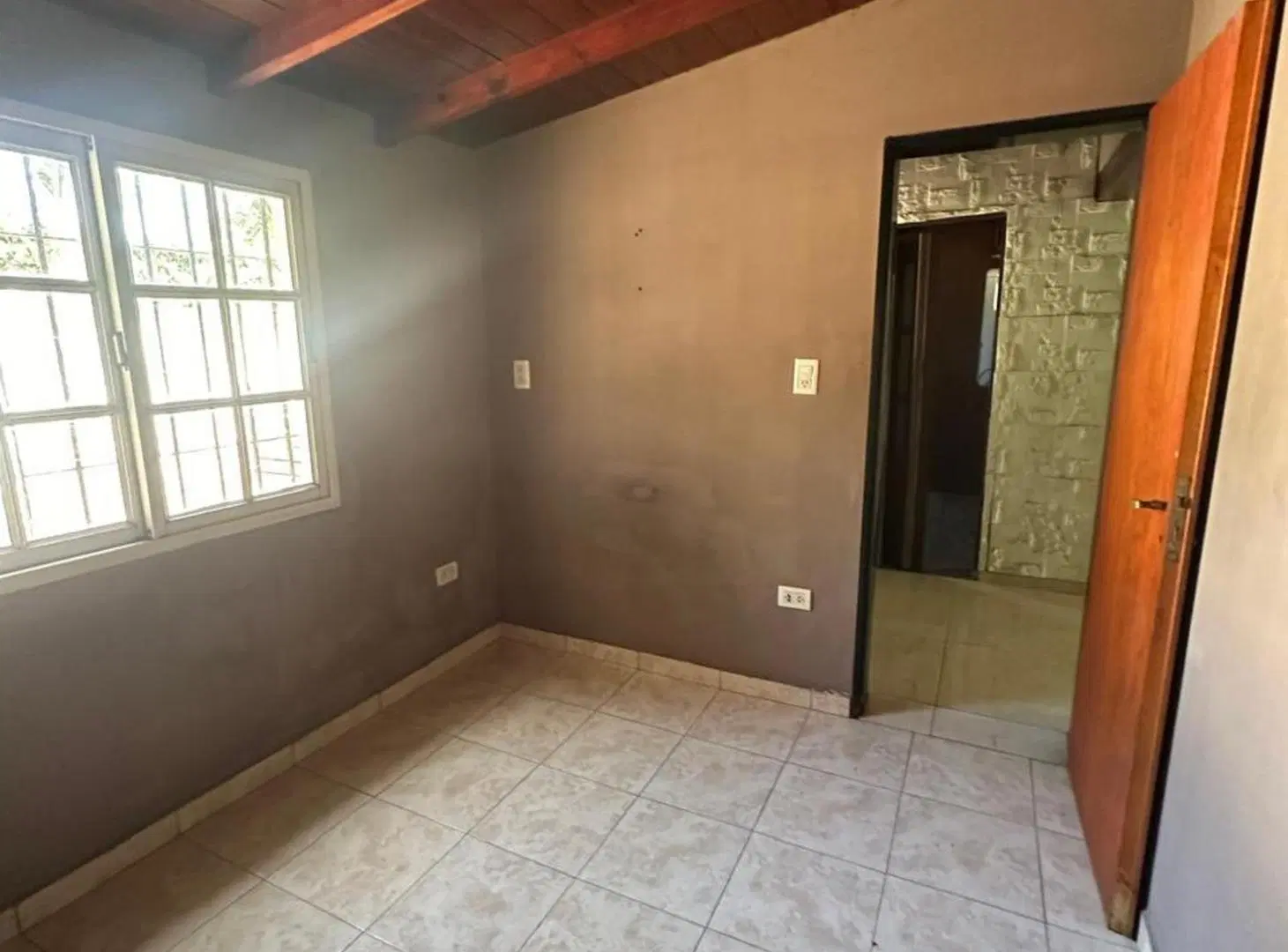 Casa 4 amb en alquiler Libertad Merlo cochera jard 4