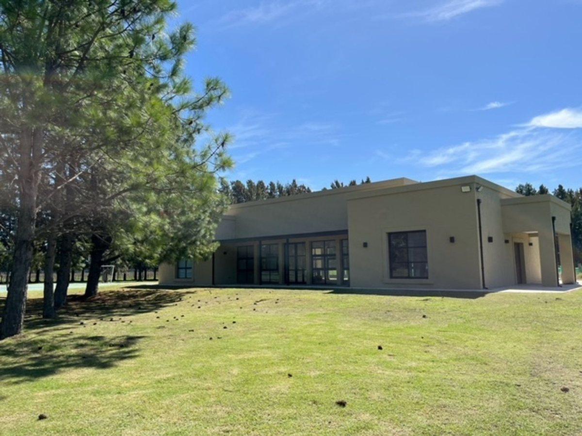 LOTE EN VENTA - LAS HOJAS CLUB DE CAMPO MARCOS PAZ
