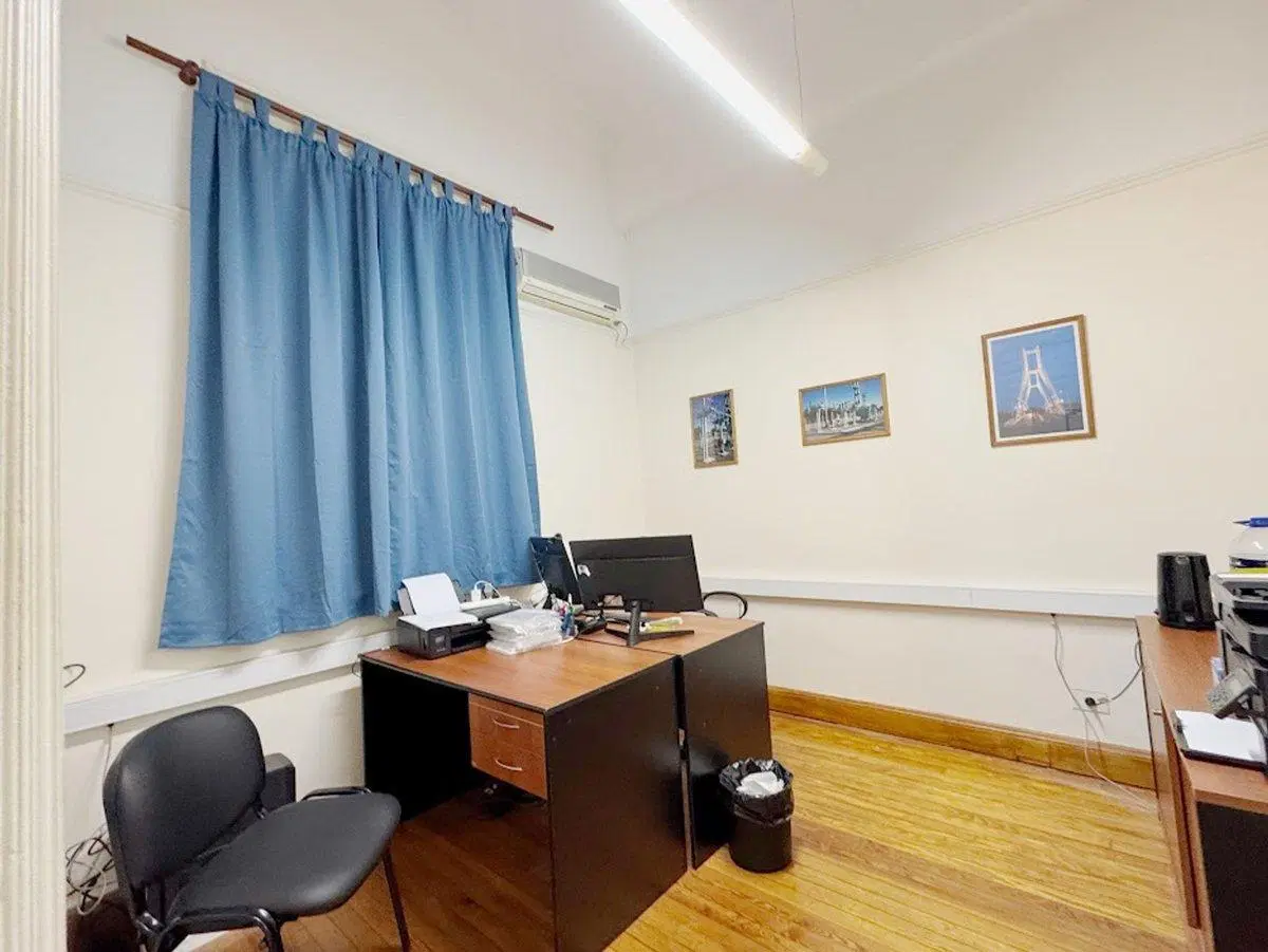 VENTA OFICINA 77m2 MICROCENTRO 4