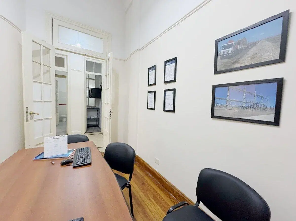 VENTA OFICINA 77m2 MICROCENTRO 3