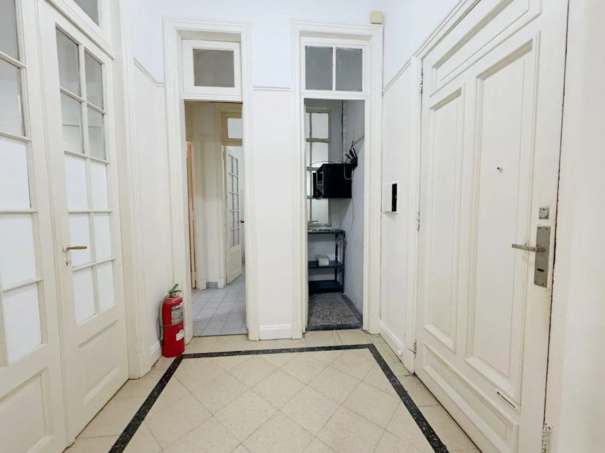 VENTA OFICINA 77m2 MICROCENTRO 2