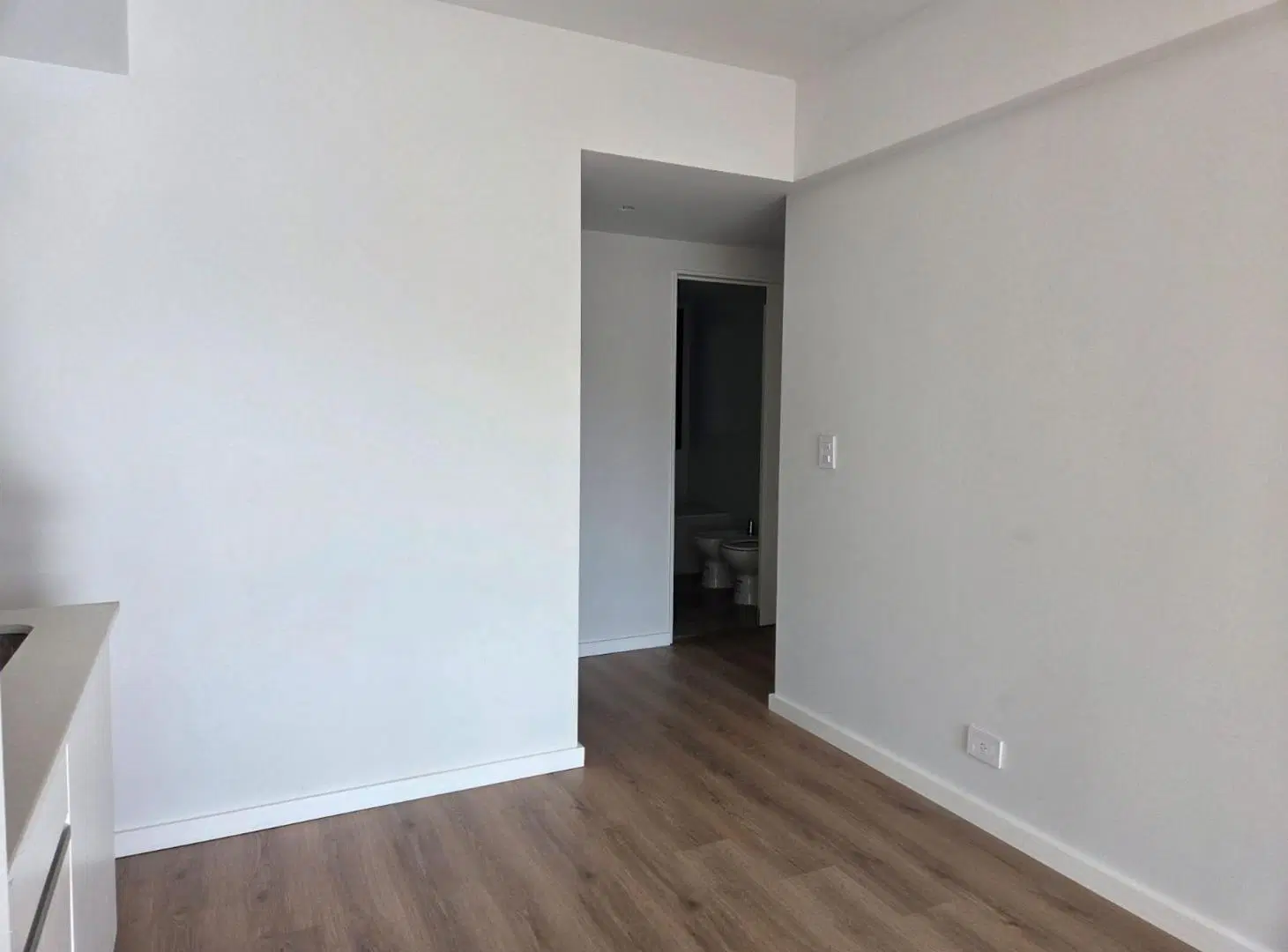 Alquiler 2 amb.con balcon, Edificio MET AVENIDA 2