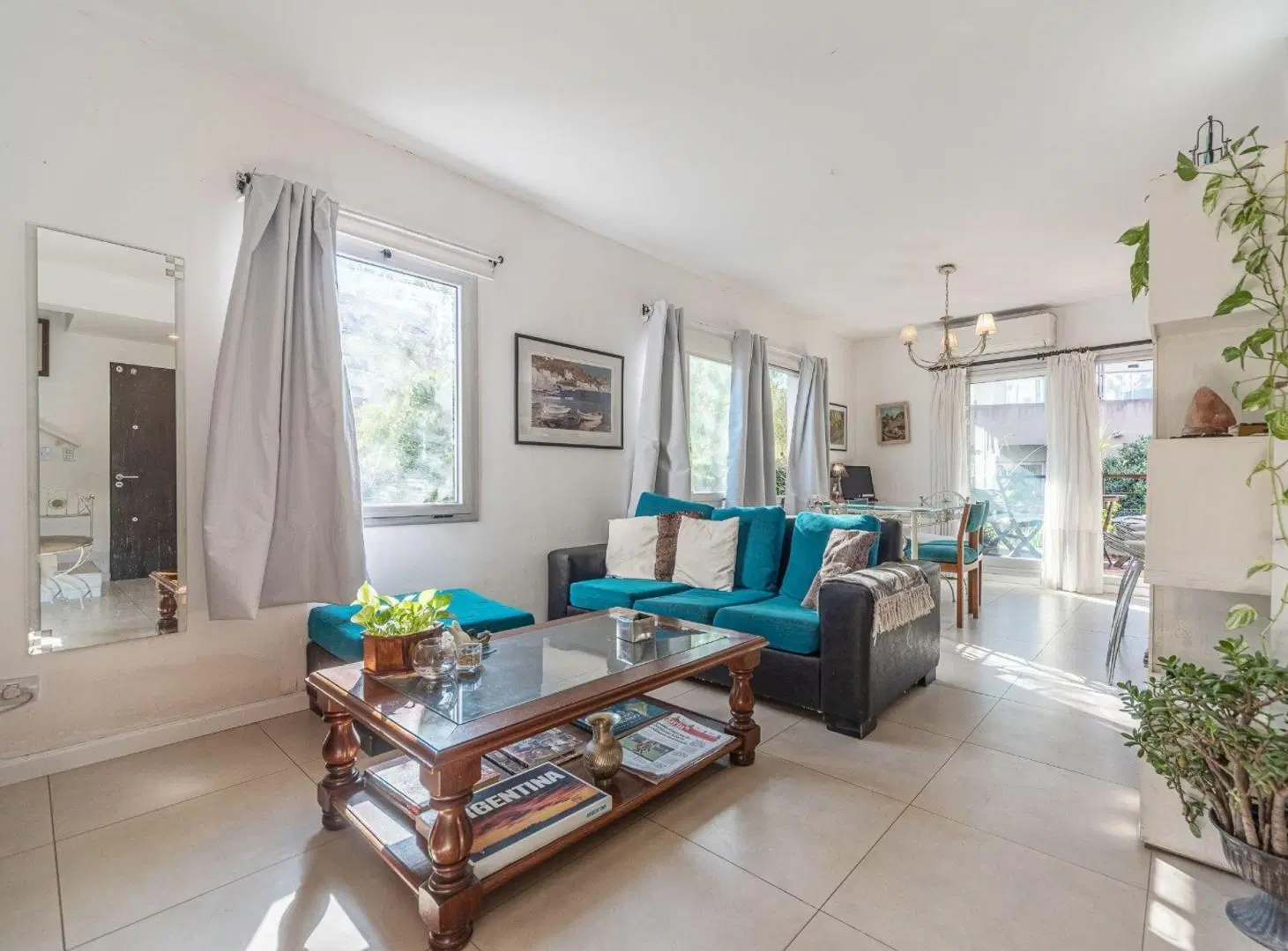VENTA CASA 4 AM.  BARRIO SENDERO NORDELTA 2