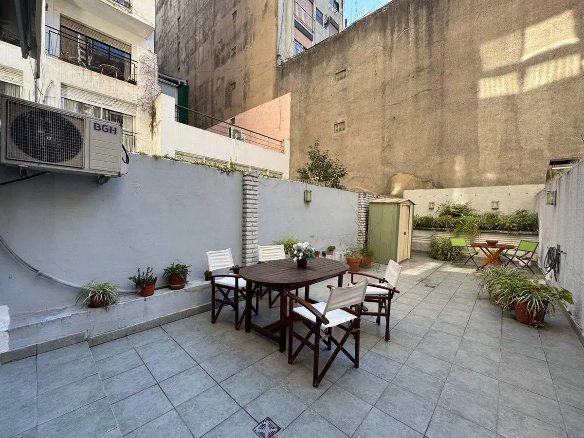 Departamento 2 amb en venta en Retiro con patio 4