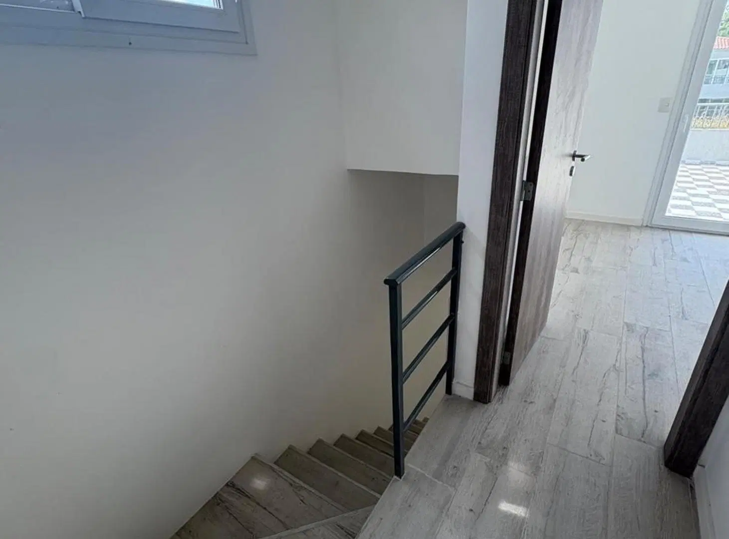 Venta casa 3 ambientes Chic Village jardin terraza 5