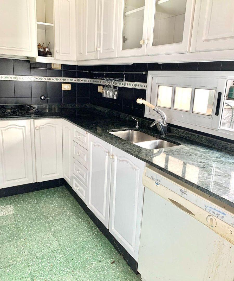 Foto de VENTA CASA 4 AMB PATIO TERRAZA EN RAMOS MEJIA, imagen 3