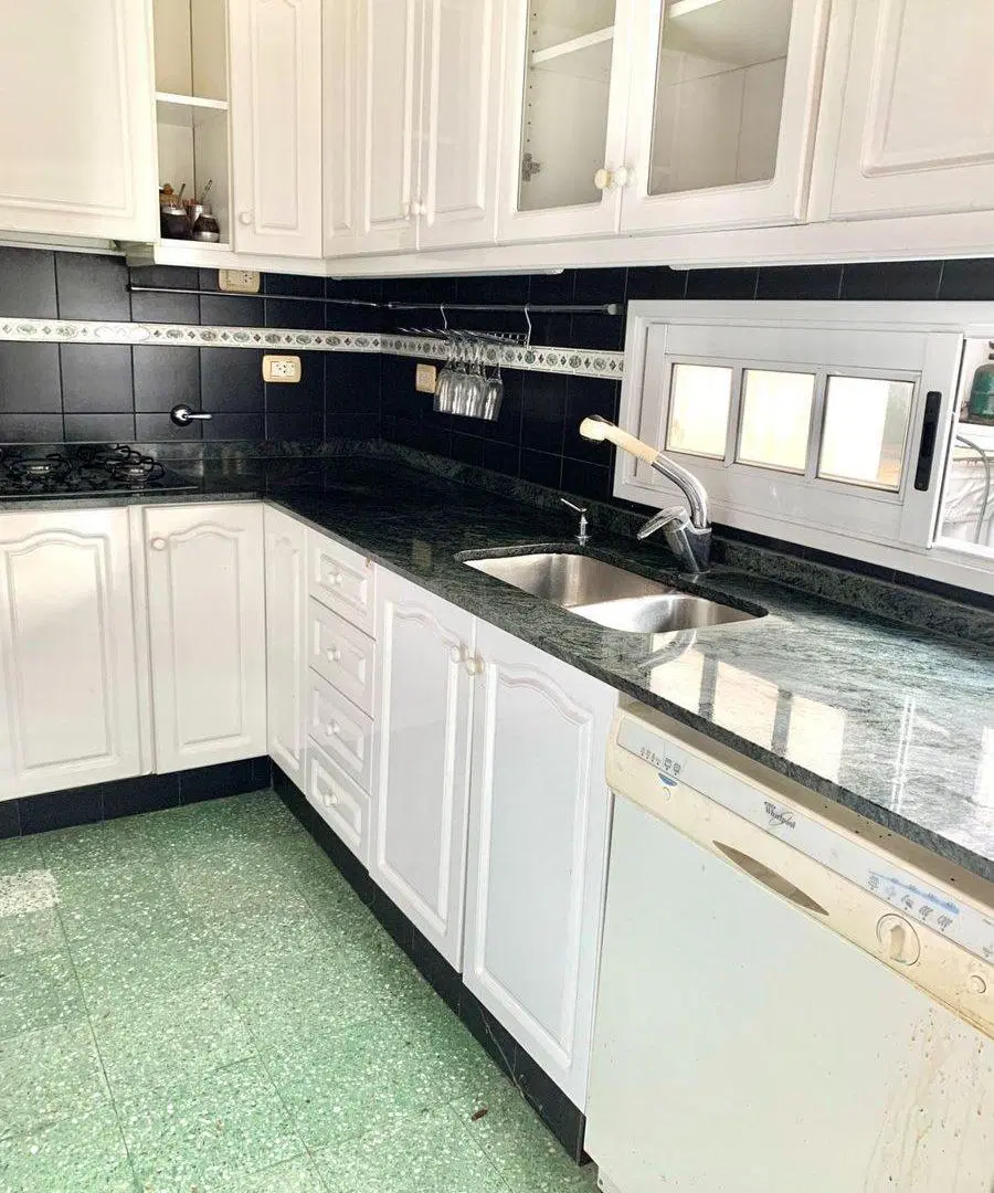 VENTA CASA 4 AMB PATIO TERRAZA EN RAMOS MEJIA 2