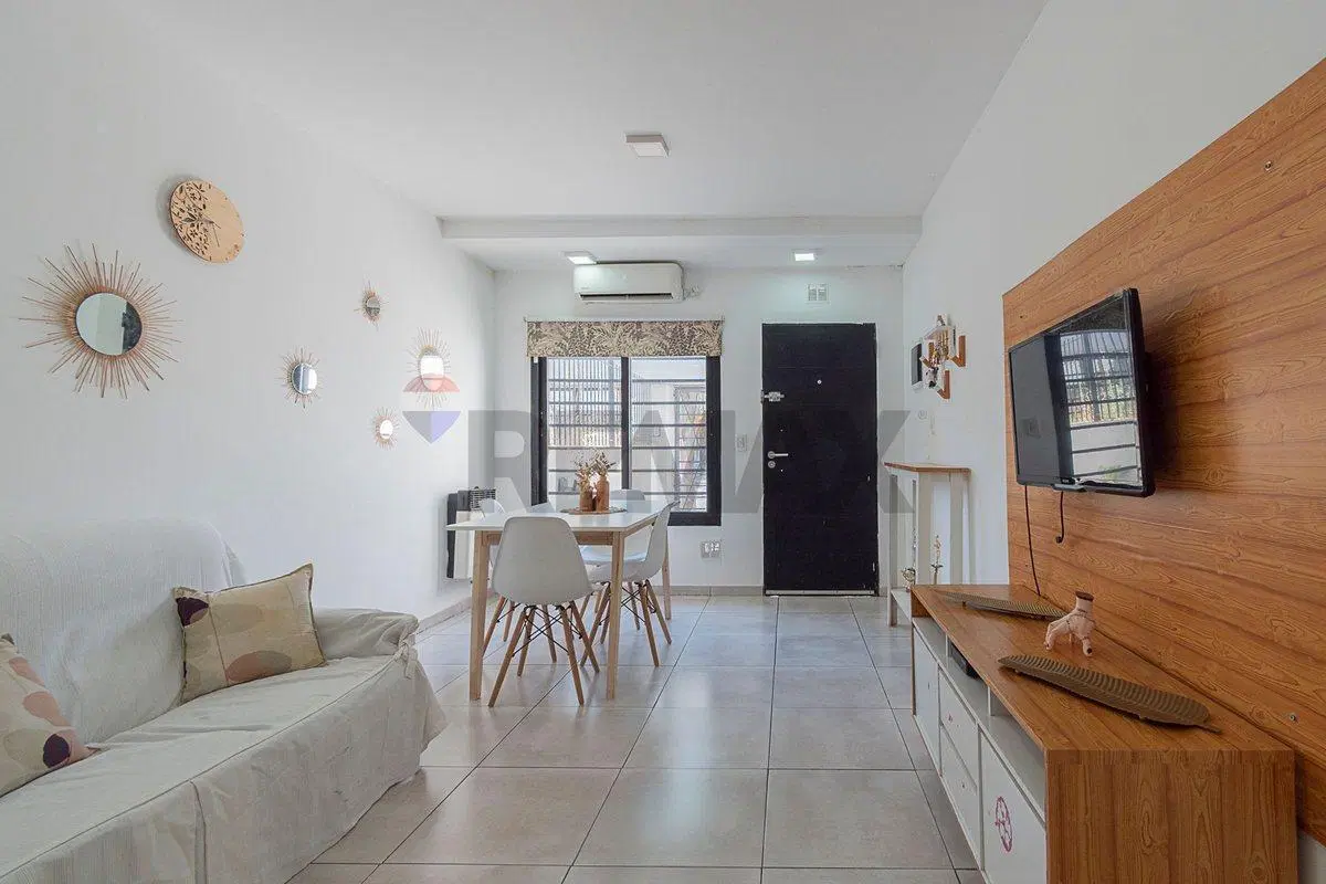 Venta Duplex 3 amb c cochera y jardin. V Luzuriaga 5