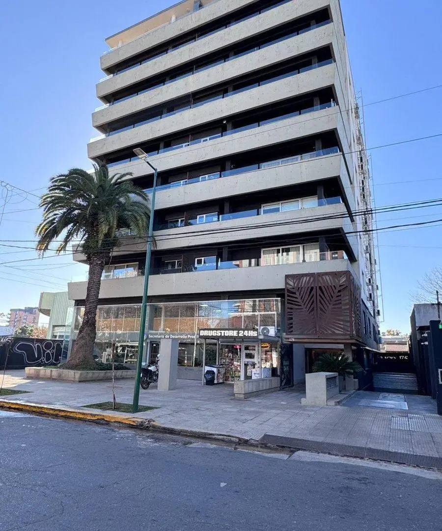 MONOAMBIENTE EN VENTA ITUZAINGO NORTE OPC COCHERA 4