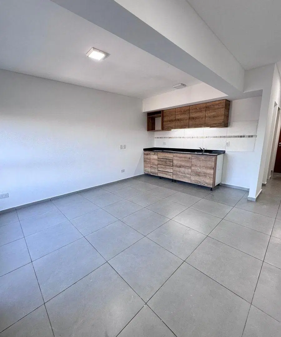 MONOAMBIENTE EN VENTA ITUZAINGO NORTE OPC COCHERA 3