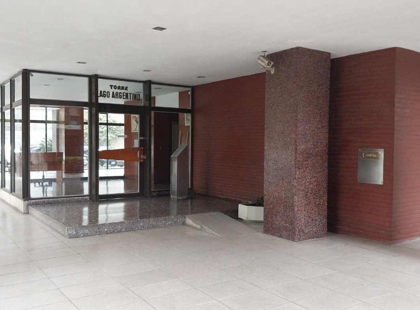 Departamento 4 ambientes en venta en Wilde