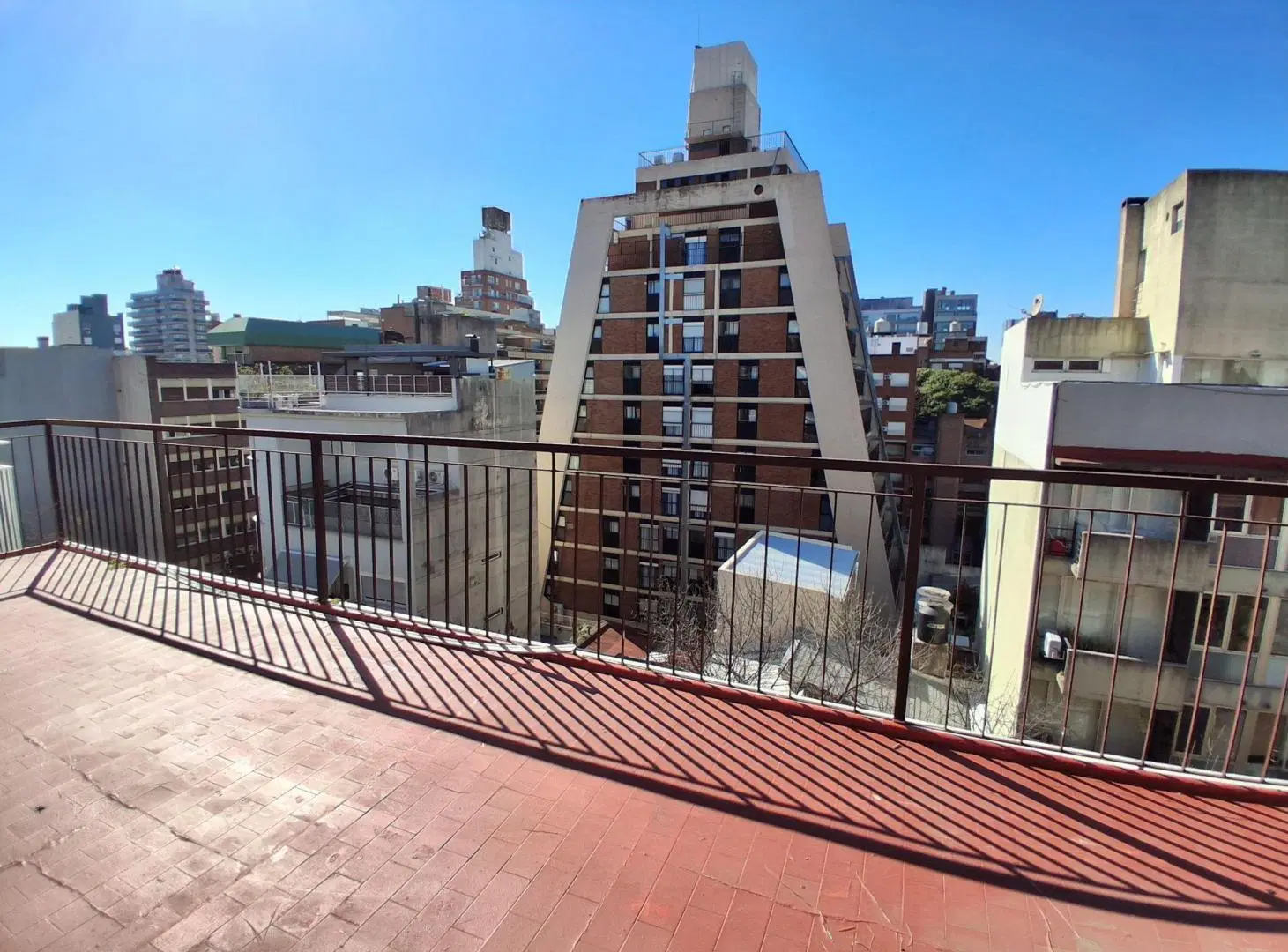 DEPTO. 3 AMBIENTES EN VENTA NUÑEZ BALCON TERRAZA 3