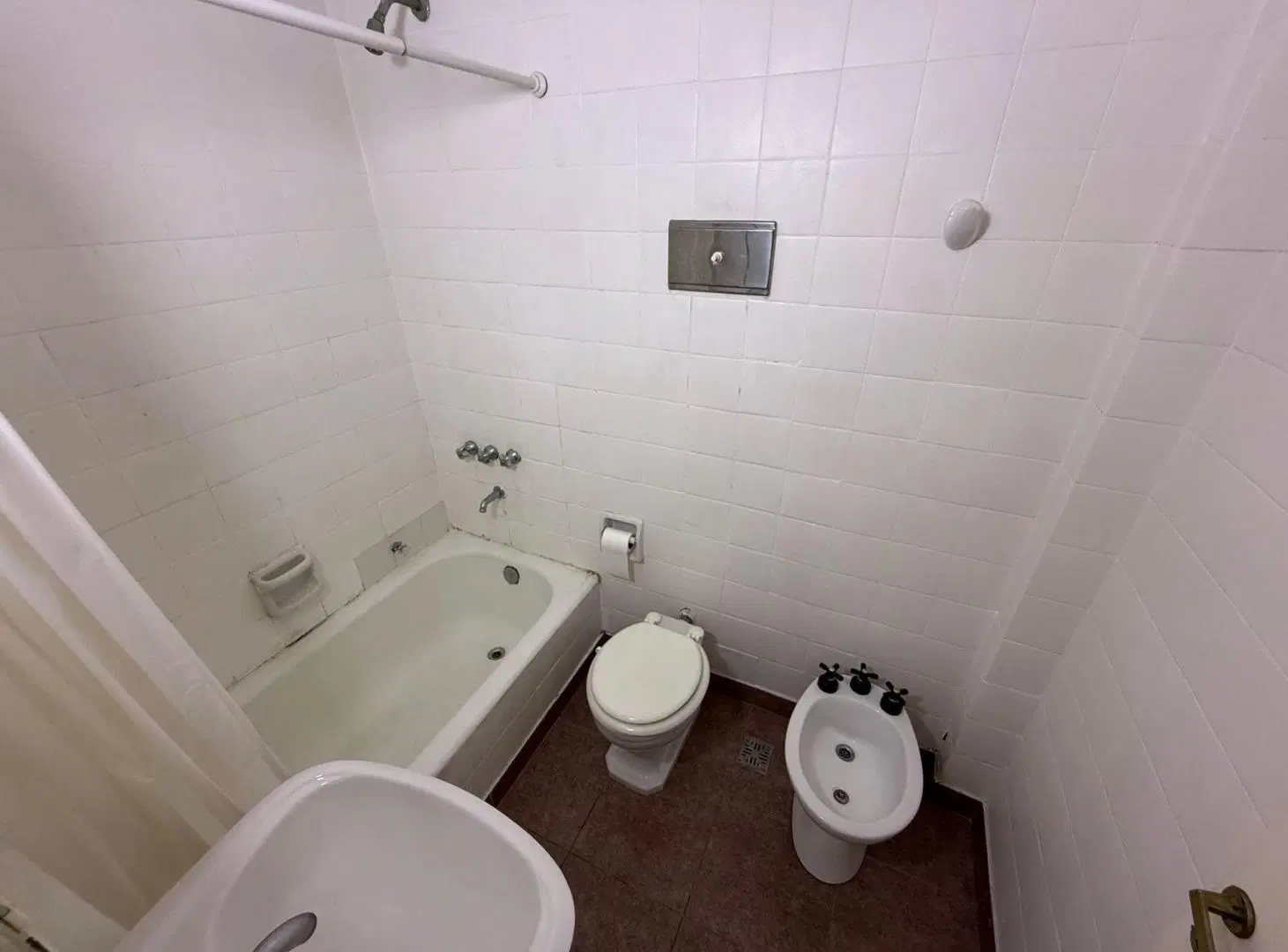 VENTA DEPARTAMENTO 2 AMBIENTES A REFACC COLEGIALES 2