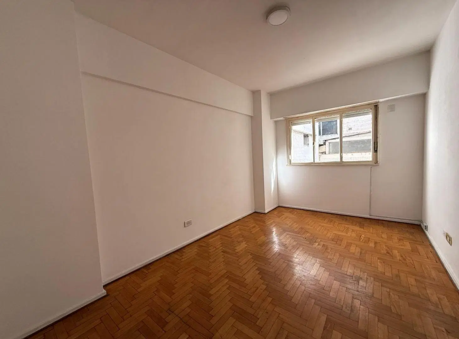 VENTA DEPARTAMENTO 2 AMBIENTES A REFACC COLEGIALES 3