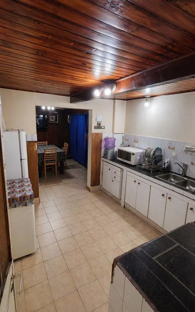 Venta PH 4 amb con lote propio, quincho y pileta 5