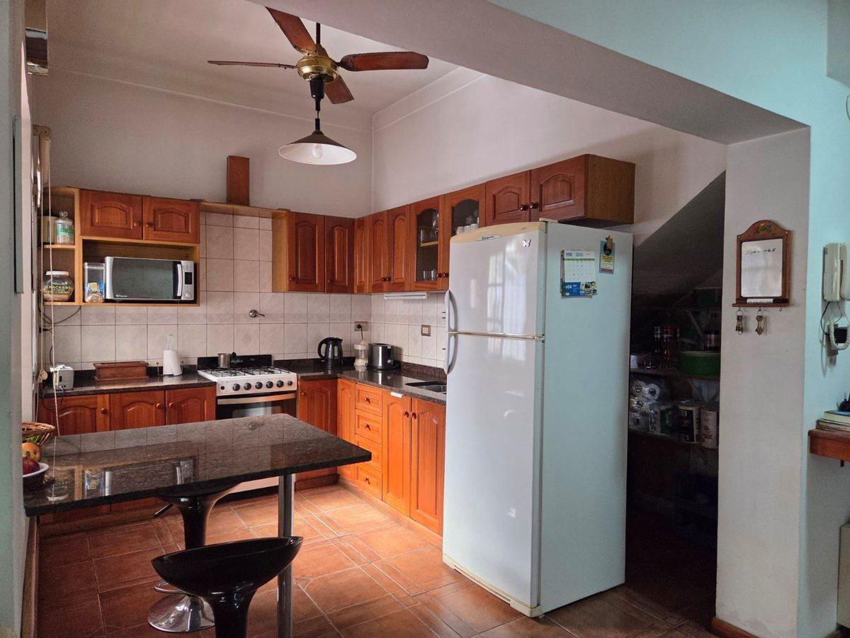 Foto de Venta casa 6 ambientes en Haedo, imagen 3