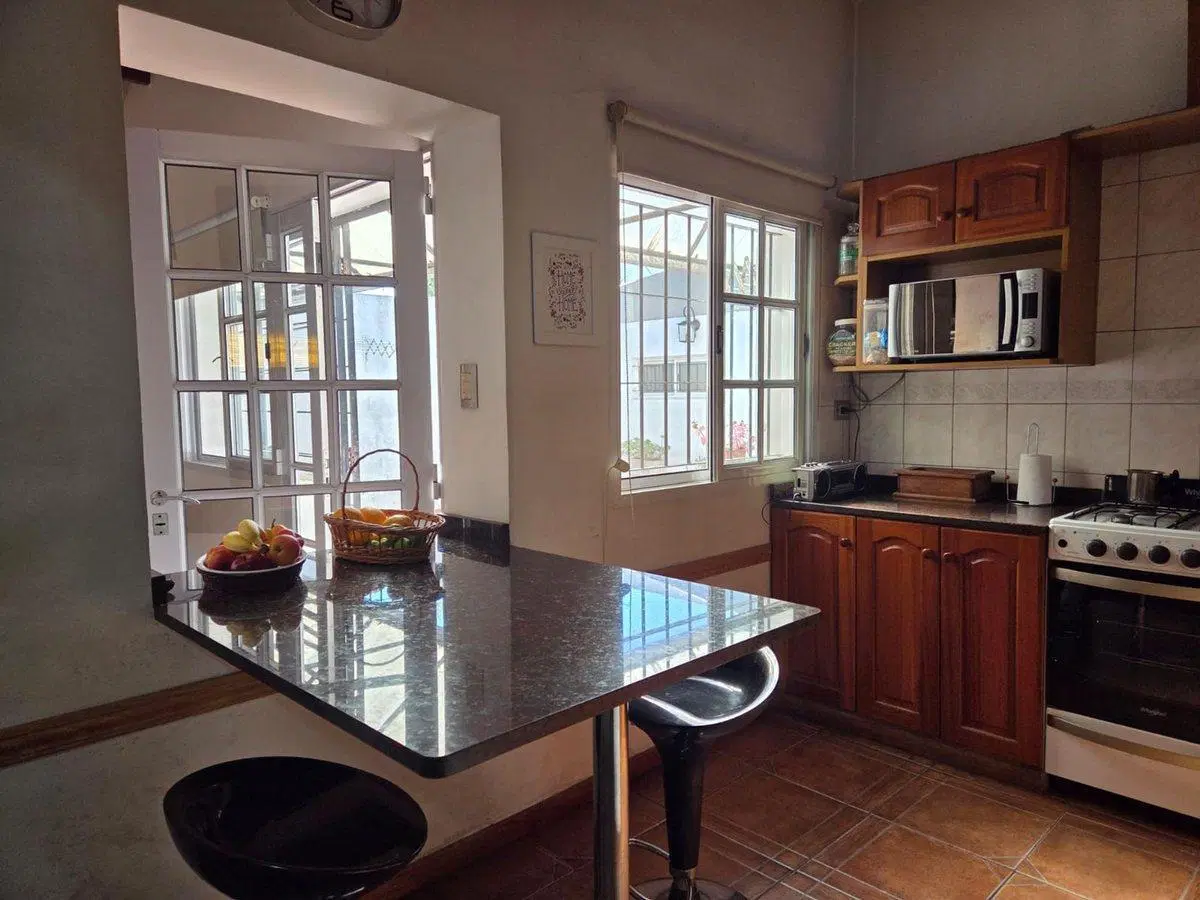 Venta casa 6 ambientes en Haedo 5