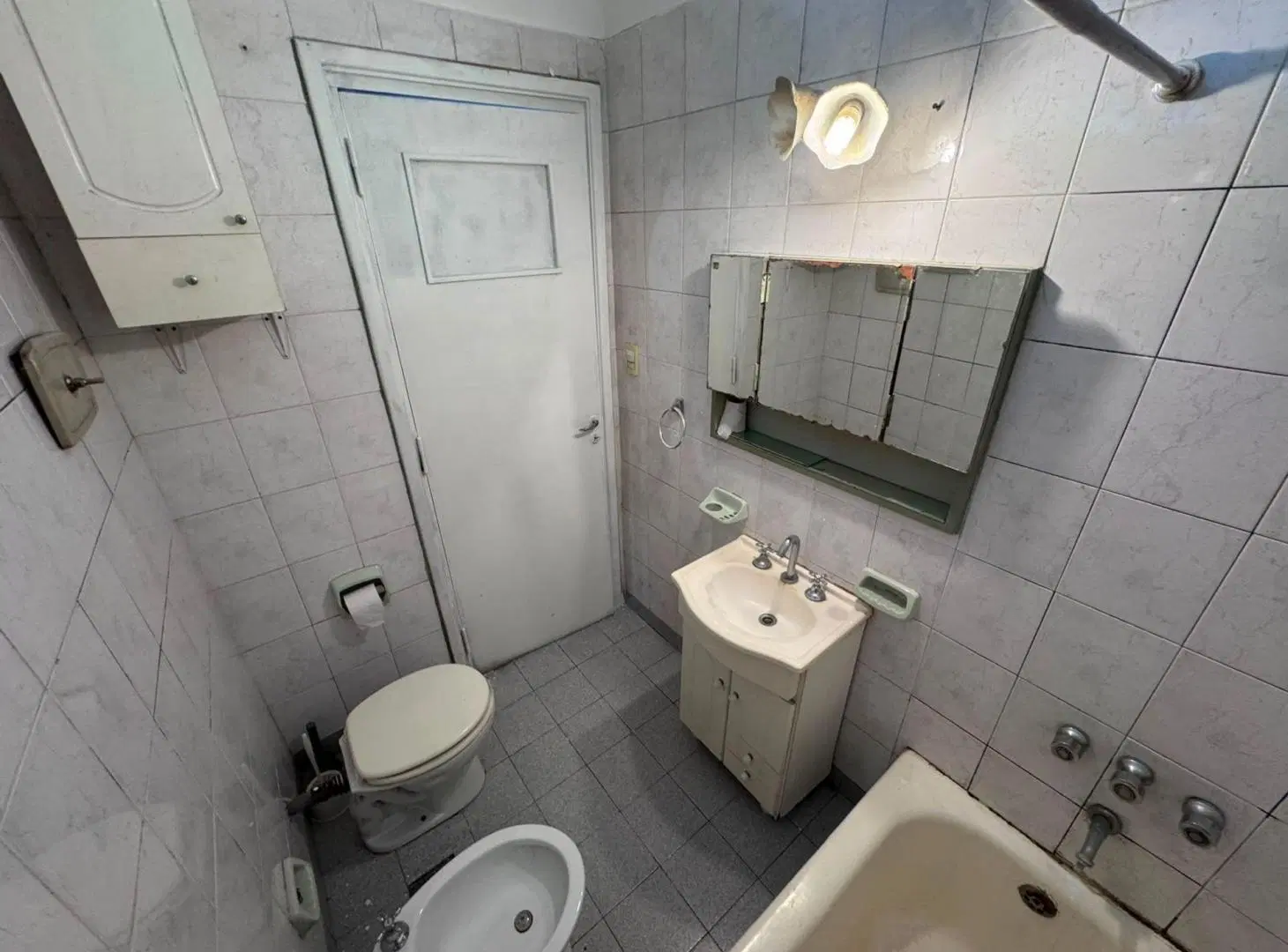VENTA DEPTO 2 AMBIENTES CON BALCÓN PATERNAL 2