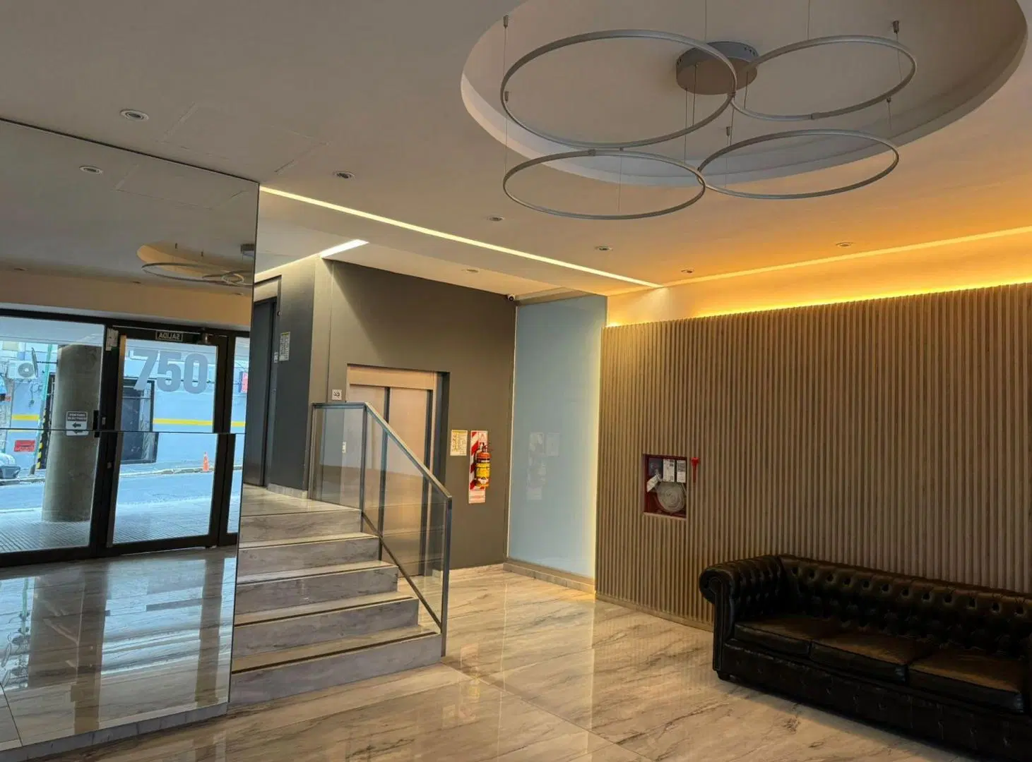 MONOAMBIENTE EN ALQUILER CON BALCON Y AMENITIES. 3