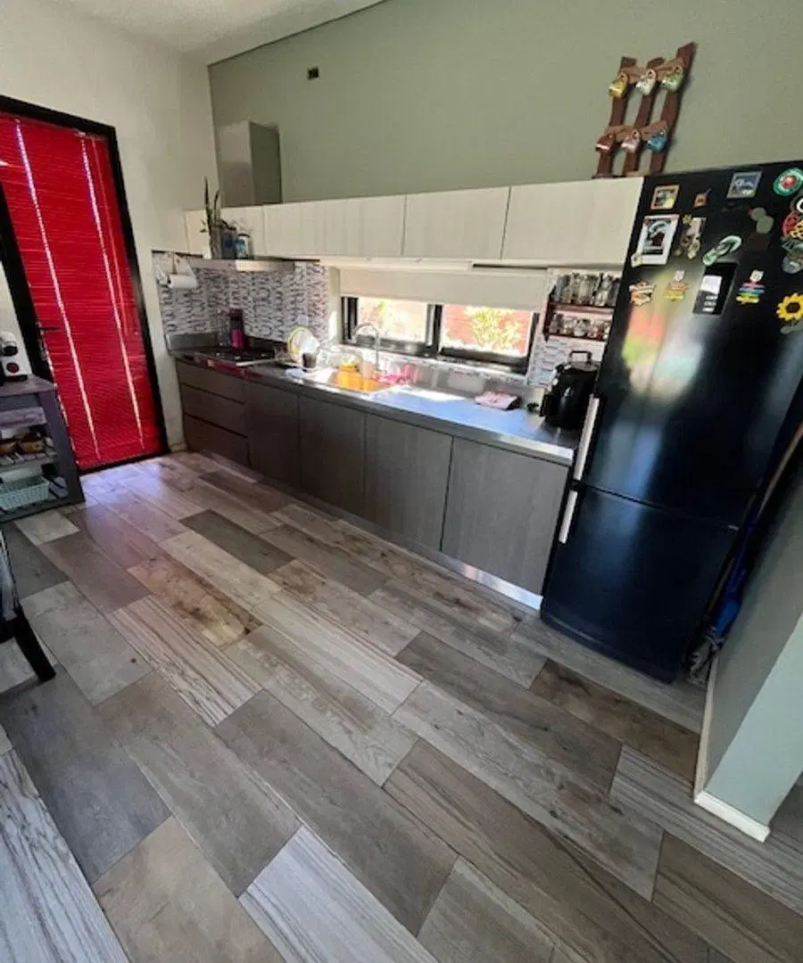 VENTA CASA 4 AMB QUINCHO JARDIN  PILETA EN LIMA 5