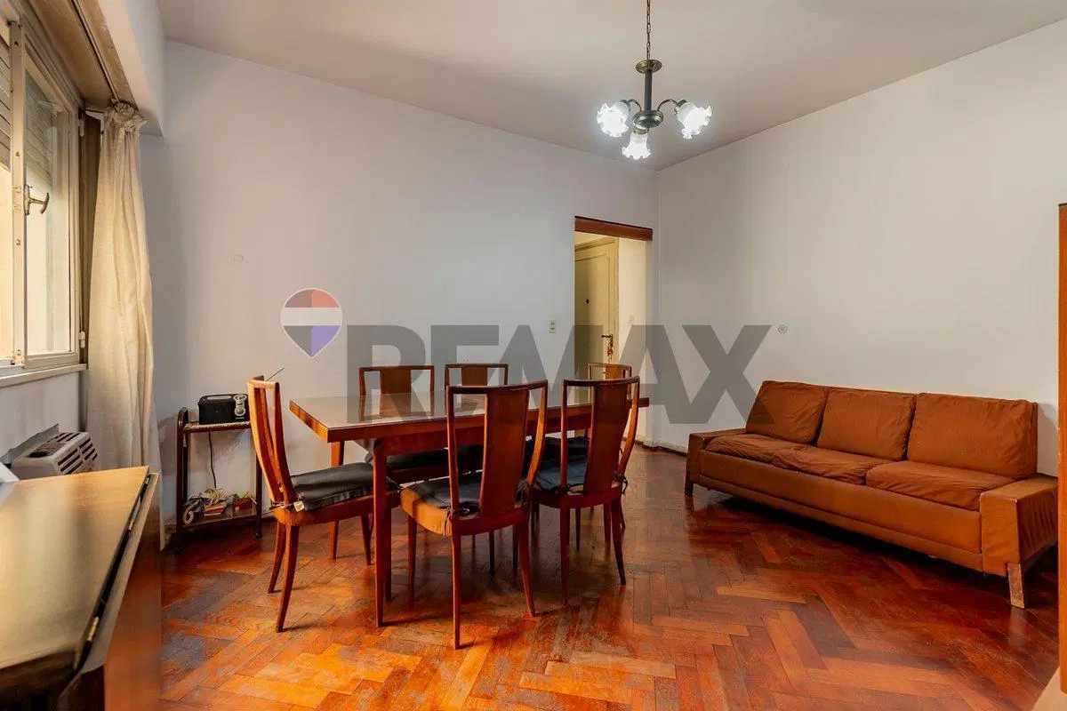 Venta depto semi piso 3 amb con patio Villa Crespo 2