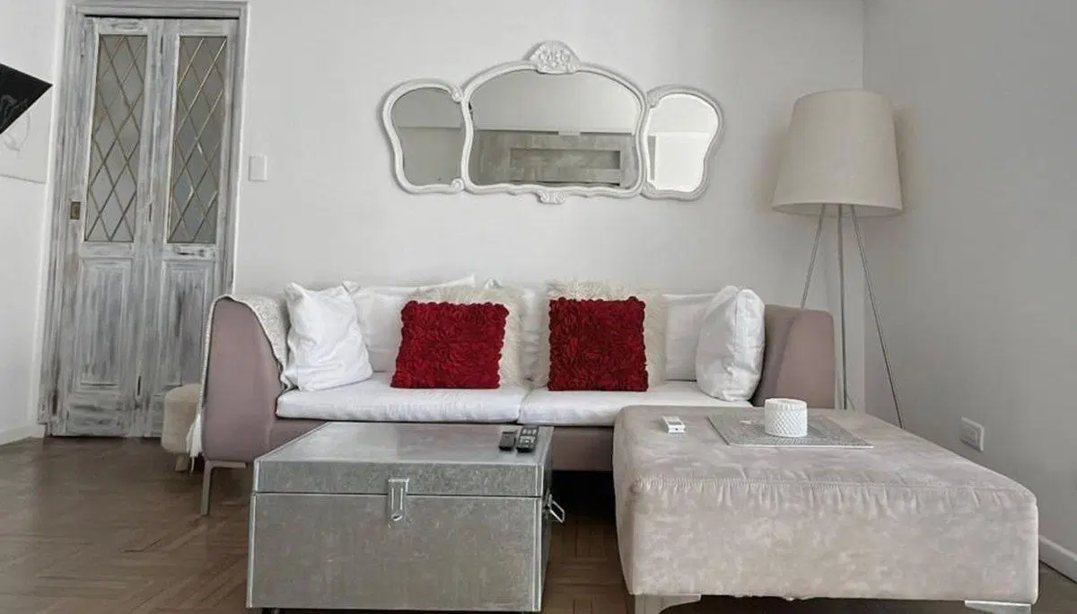 Dpto en venta tres amb/balcón Palermo 5