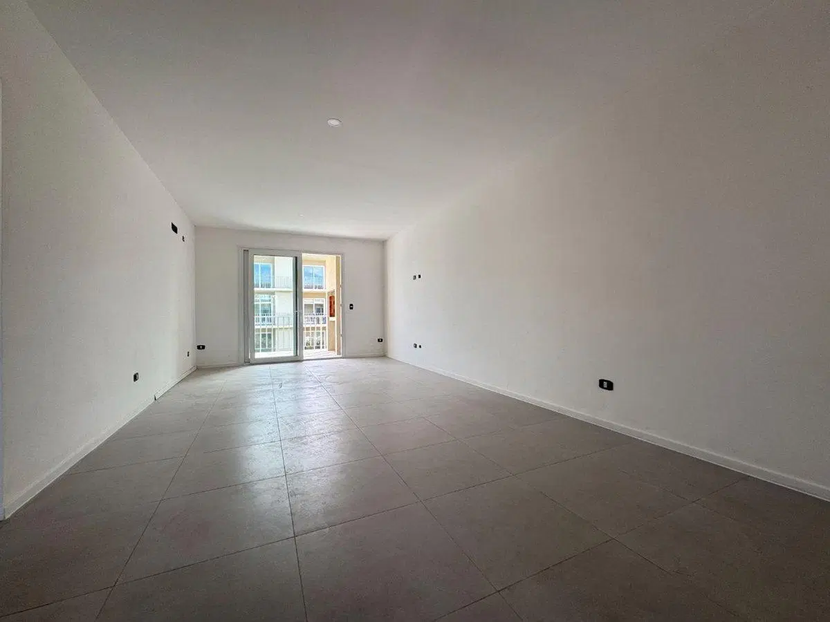 Dpto 3 amb en venta en Pilar c/balcón terraza 3