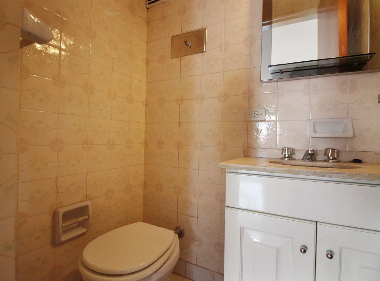 VENTA DEPTO 4 AMB DEP BALCON  Y PARRILLA NUÑEZ 5