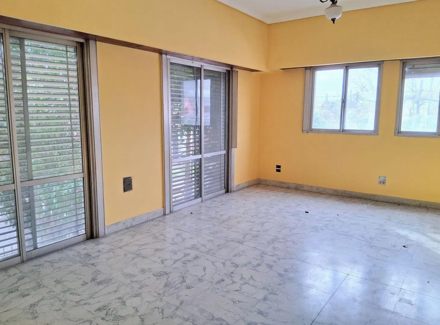 PH EN VENTA 3 AMBIENTES PATIO TERRAZA BERNAL OESTE 2