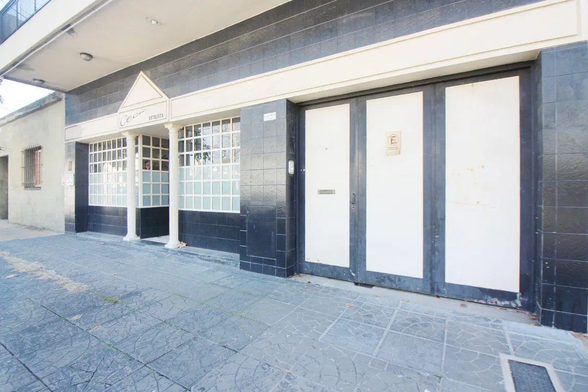 VENTA CASA CON LOCAL VILLA LYNCH SAN MARTIN 2