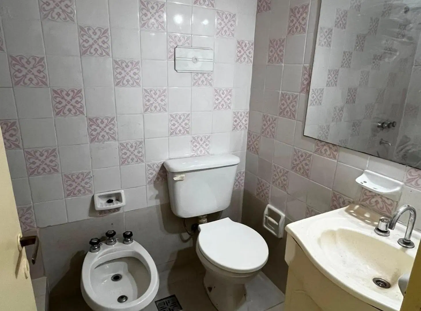 Alquiler monoambiente con baulera 2