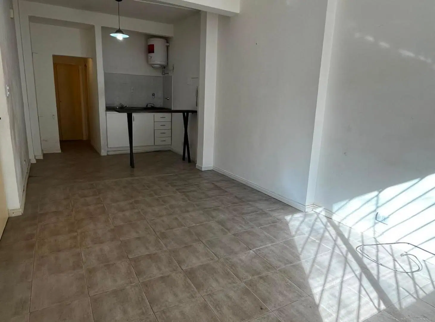 Alquiler monoambiente con baulera 5
