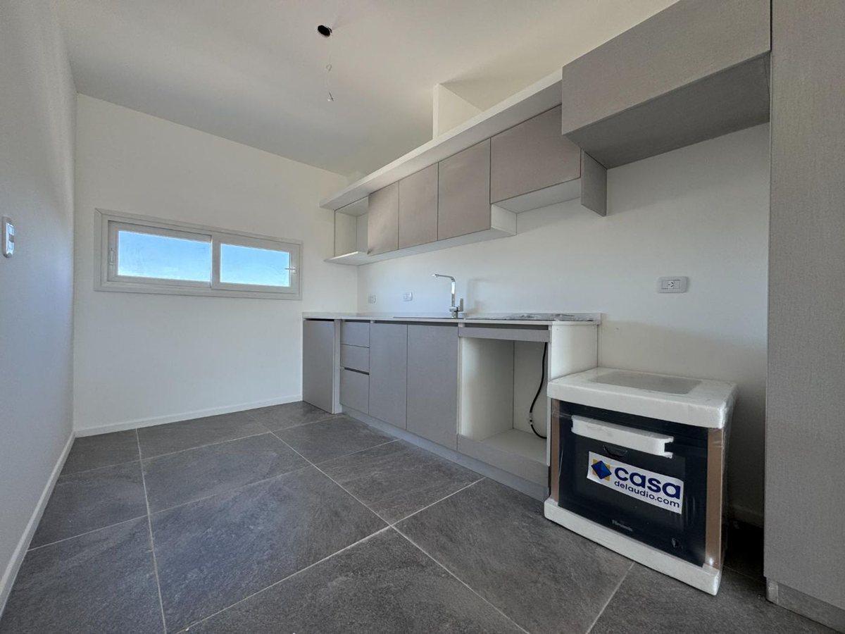 Foto de Dpto 3 amb en venta en Pilar c/balcón terraza, imagen 4